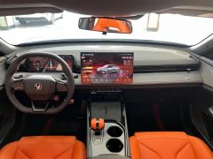 Changan UNI-V 1.5T PHEV Version - ფოტო 5