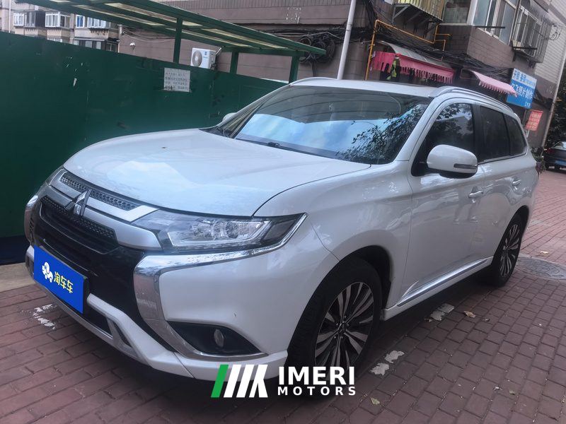 Mitsubishi Outlander 2.0L CVT 2WD Enjoy Edition 5-seater