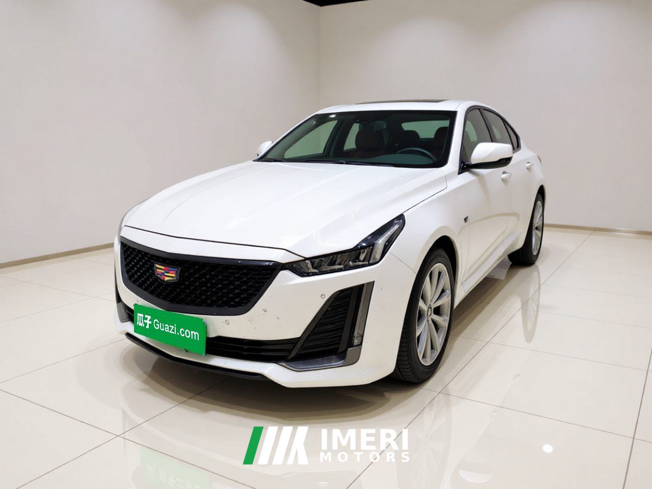 Cadillac CT5 28T Luxury (Standard)