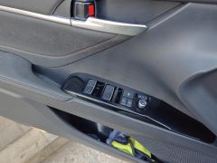 Toyota Camry 2.0G Luxury Edition - photo 13