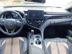 Toyota Camry 2.0G Luxury Edition - photo 16
