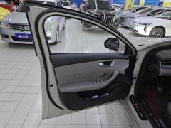 Roewe M7 DMH 1.5L 160km Enjoy Edition - ფოტო 12