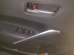 Toyota Frontlander Dual-Engine 2.0L Luxury Edition - ფოტო 13