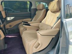 Denza D9 DM-i 1.5T 180km AWD Version 7 - ფოტო 18