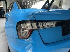 Lynk & Co 03 Cyan Custom Edition Performance Package - фото 4