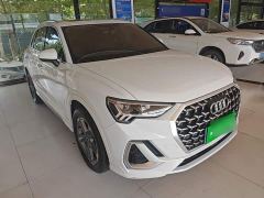 Audi Q3 35 TFSI Dynamic Entry - photo 3