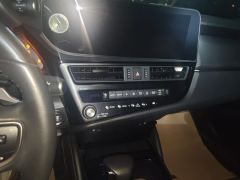 Lexus ES 200 Excellence Edition - photo 17