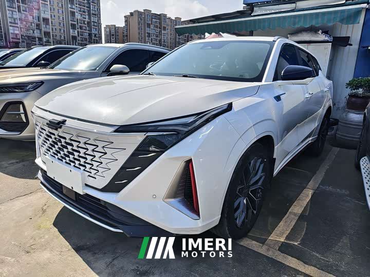 Changan Oushang Z6 Blue Whale 1.5T DCT Smart Comfort Edition