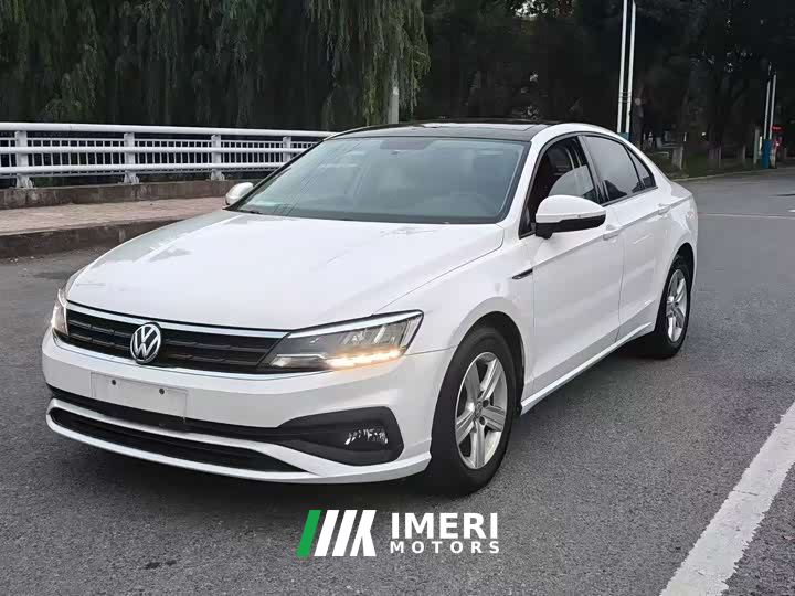 Volkswagen Lingdu 230TSI DSG Fashion Edition