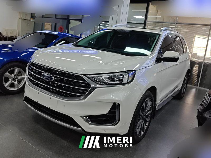 Ford Edge PLUS EcoBoost 245 Two-Wheel Drive Premium Sharp Edition 7-seater