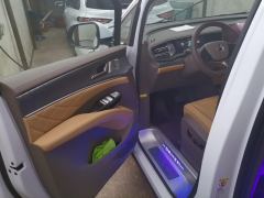 Denza D9 DM-i 1040 Premium - ფოტო 12