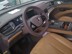 Denza D9 DM-i 1040 Premium - ფოტო 18