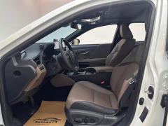 Lexus ES 200 Premium Edition - ფოტო 10
