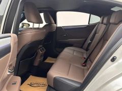 Lexus ES 200 Premium Edition - ფოტო 11