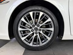 Lexus ES 200 Premium Edition - ფოტო 11