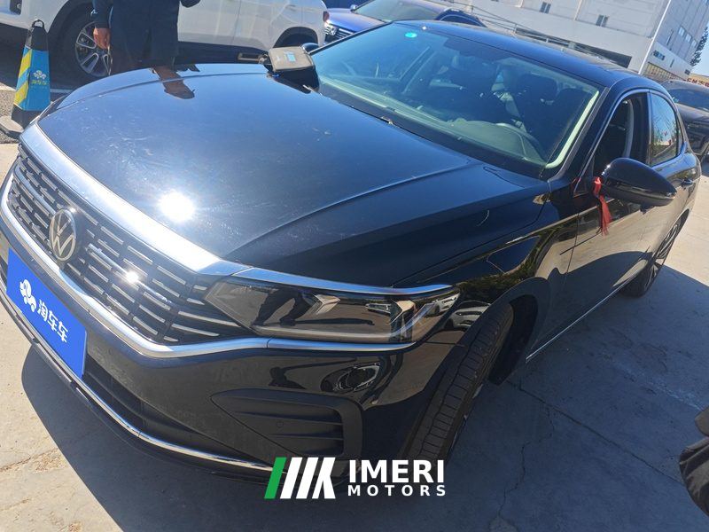 Volkswagen Passat Distinguished Edition 380TSI Longteng Edition
