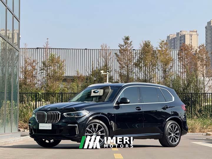 BMW X5 xDrive 30Li Luxury M Sport Package