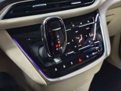 Buick GL8 Avenir Six-Seat Wisdom Courtesy Edition - ფოტო 12