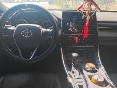 Toyota Avalon Dual-Engine 2.5L E-CVT Luxury Edition - ფოტო 16