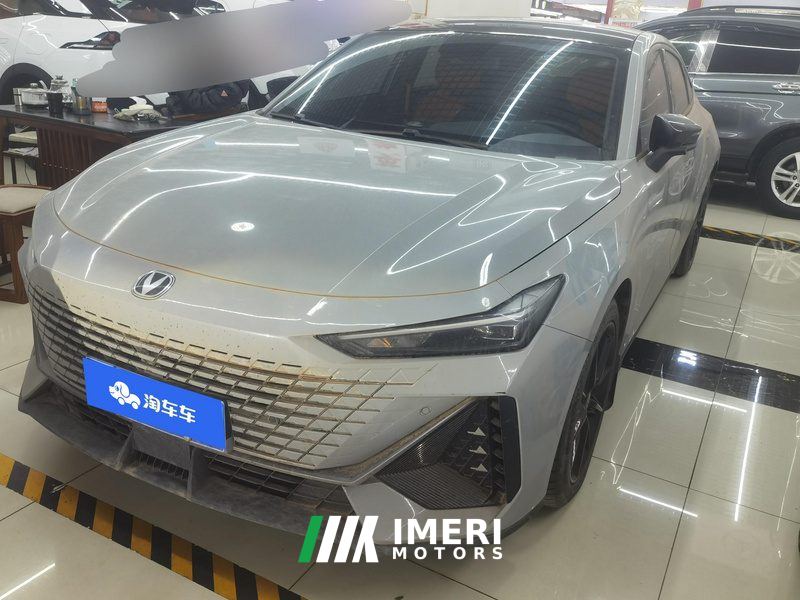 Changan UNI-V 1.5T Premium Version - ავტომობილი ჩინეთიდან