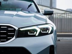 BMW 3 Series 325i M Sport Package - ფოტო 3