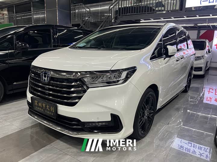 Honda Odyssey 2.0L e:HEV Sharp Radiance Edition
