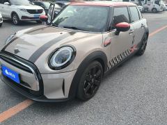 MINI Facelift 1.5T COOPER Artist Five-Door - фото 1