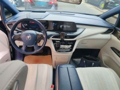 Buick GL8 Avenir 2.0T Edition 4 - ფოტო 10