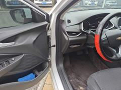 Chevrolet Cruze 325T Automatic Comfort Edition - ფოტო 12
