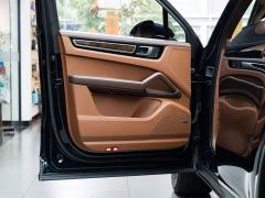 Porsche Cayenne 3.0T Platinum Edition - photo 10