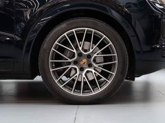 Porsche Cayenne 3.0T Platinum Edition - photo 20