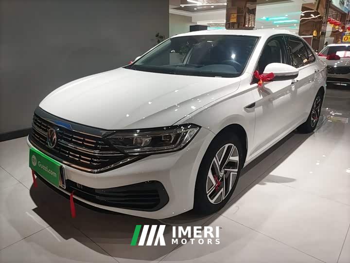 Volkswagen Sagitar 300TSI DSG Excellence Edition