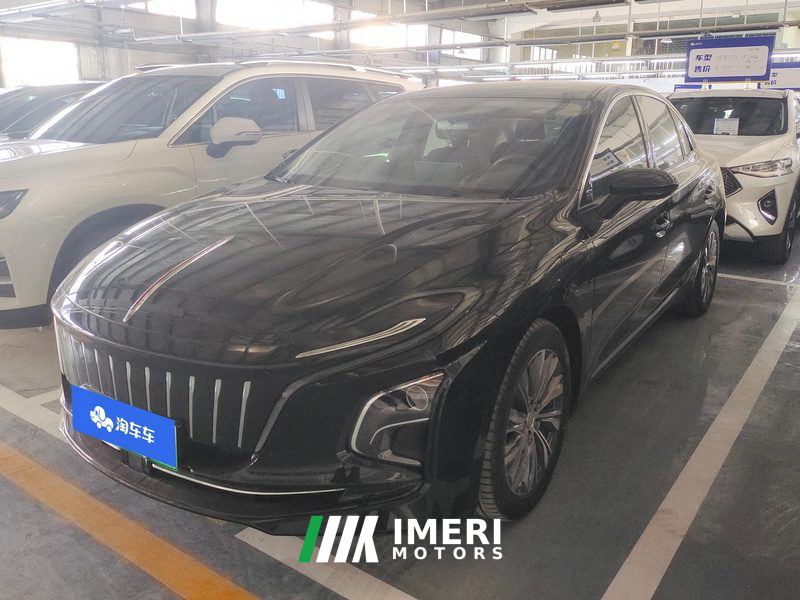 FAW Hongqi E-QM5 431km Charging Fun Edition 5-seater