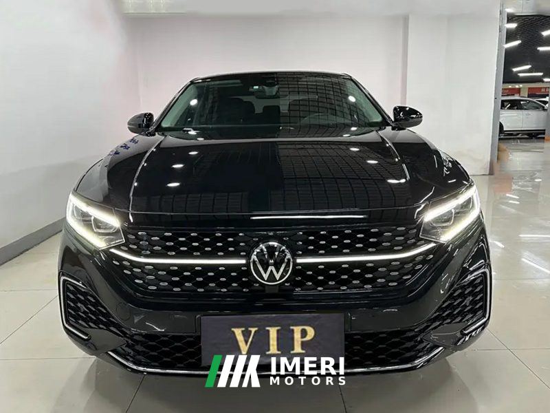 Volkswagen Passat 380TSI Flagship Edition