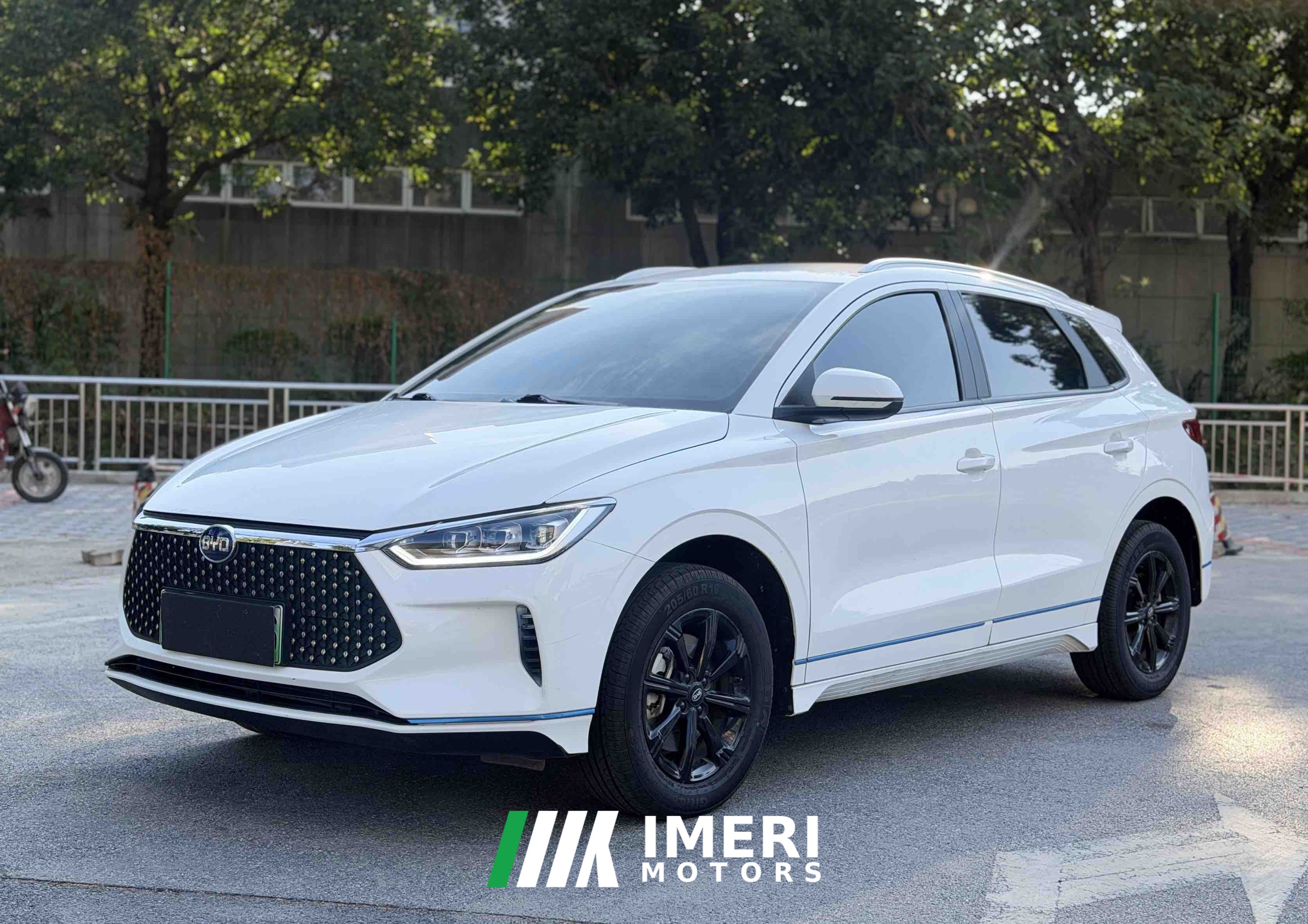 BYD e2 Luxury