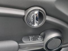 BMW MINI Facelift 1.5T ONE - фото 13
