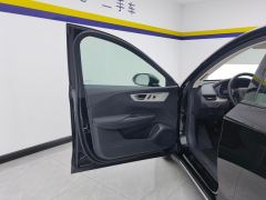 Hongqi E-QM5 500km Travel Edition - ფოტო 12