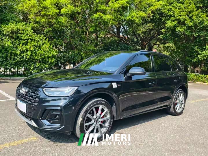 Audi Q5L 40 TFSI Luxury Dynamic - ავტომობილი ჩინეთიდან