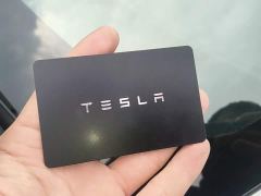 Tesla Model Y Rear-Wheel Drive - ფოტო 8