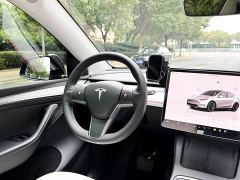 Tesla Model Y Rear-Wheel Drive - ფოტო 12