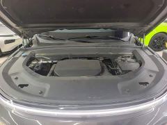 Li Auto L8 Max - ფოტო 19