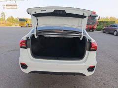 SAIC MG i5 1.5L Manual Diamond Edition - фото 18