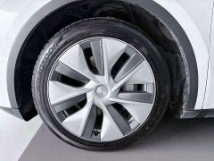 Tesla Model Y Standard Range RWD - photo 10