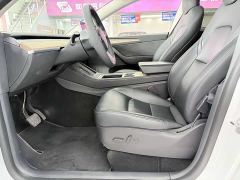 Tesla Model Y Standard Range RWD - photo 13