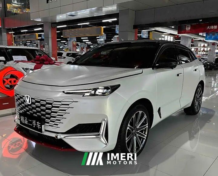 Changan UNI-K 2.0T Two-Wheel Drive Deluxe