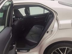 Toyota Camry 2.5G Luxury - фото 15