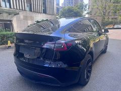 Tesla Model Y Rear-Wheel Drive - ფოტო 14