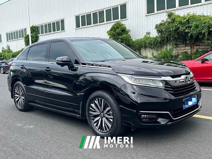 Honda CR-V 370TURBO Two-Wheel Drive Luxury
