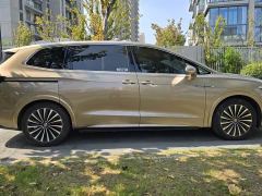 Volkswagen Viloran 380TSI Prestige - фото 3