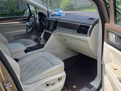 Volkswagen Viloran 380TSI Prestige - фото 6